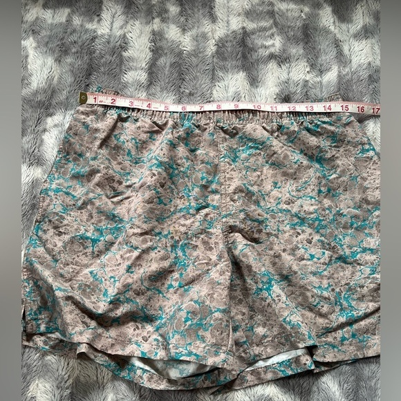 Tna Aritzia Abel 5" Short Water-repellent Shorts Size Medium - Picture 5 of 13
